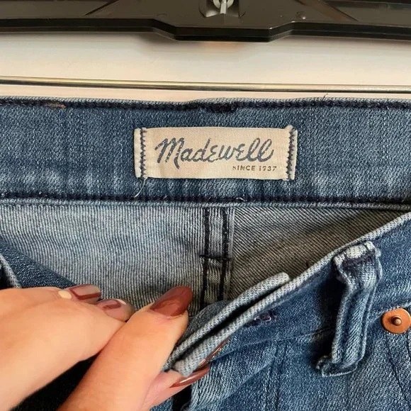 MADEWELL Mid Rise Skinny Skinny Jeans with Ripped Knees Size 27 - Picture 4 of 7